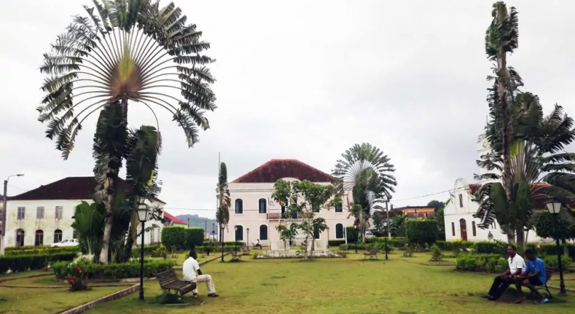 Imagem de “Homem da Lua” emprega 80% da população do Príncipe