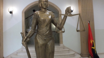 Imagem de Entra em funções o juiz de garantia em Angola