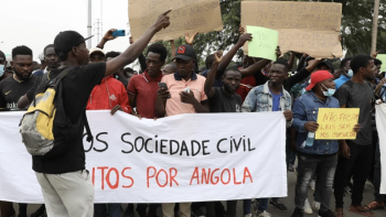 Imagem de Governo angolano recolhe contributos para projeto lei sobre reuniões e manifestações