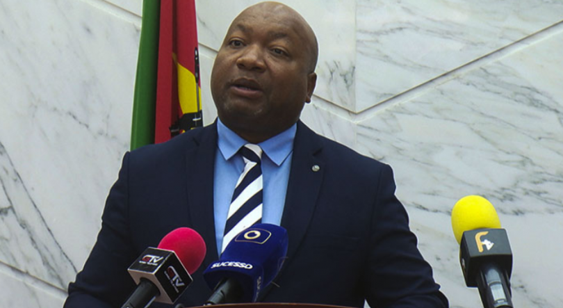 Imagem de Governo moçambicano vai contratar provisóriamente 60 médicos