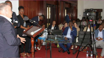 Imagem de Presidente da Câmara de Santa Maria da Feira de Portugal visita São Tomé e Príncipe