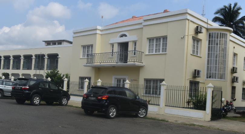 Imagem de Bombeiros invadem Ministério Público