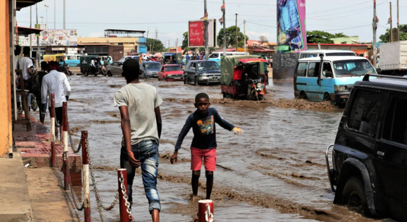 Imagem de Cruz Vermelha de Angola apoia  vítimas das cheias de 2023