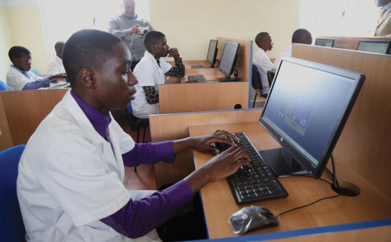 Imagem de Angola: Cresce o número de utilizadores de Internet