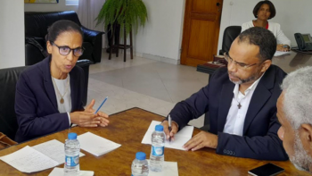 Imagem de Governo quer acabar com todas as barracas na Ilha do Sal