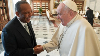 Imagem de Primeiro-ministro são-tomense foi recebido pelo Papa Francisco