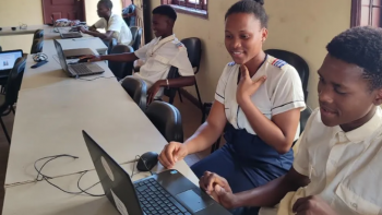 Imagem de 80 mil alunos são-tomenses regressam às aulas