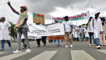Imagem de Associação Nacional dos Professores acusa governo moçambicano