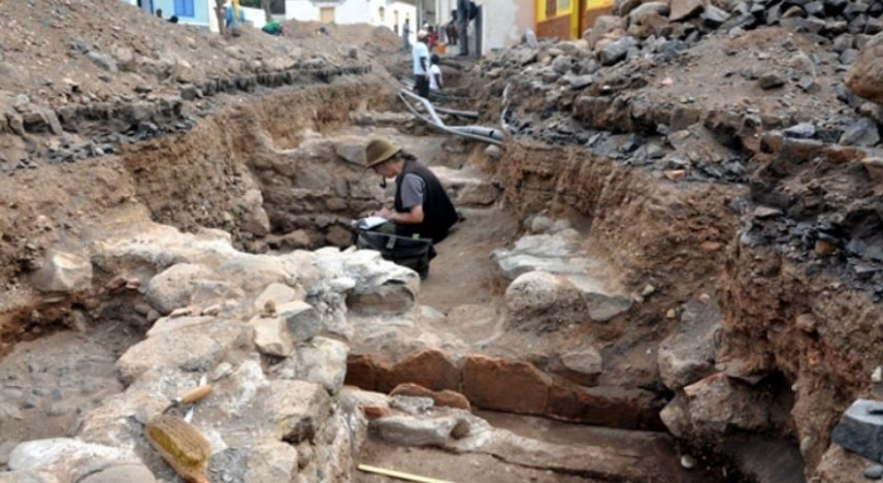 Imagem de Cabo Verde: Escavações arqueológicas na Rua Banana – Cidade Velha
