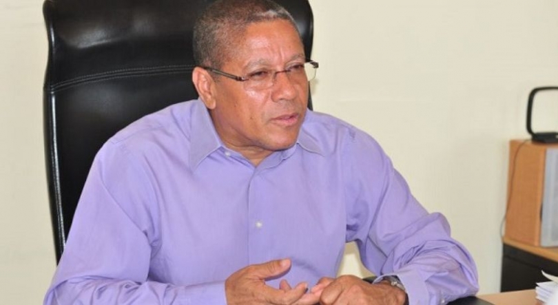 Imagem de Cabo Verde: Júlio Correia, antigo líder do PAICV, abandona o partido