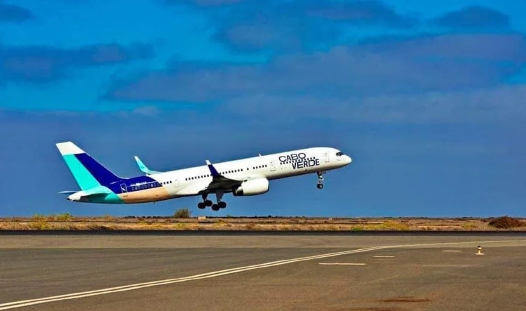 Imagem de Ministro do Turismo cabo-verdiano sobre a ameaça de processo judicial feita pelos pilotos