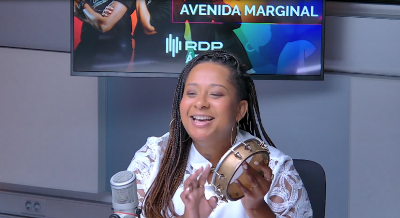 Imagem de Esta semana na Avenida Marginal – A música como ferramenta espiritual com a cantora Karla da Silva