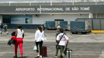 Imagem de São Tomé e Príncipe: Polémica em torno da atualização de taxas aeroportuárias