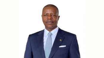 Imagem de Novo PM são-tomense assegura: “Governaremos com responsabilidade”