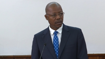 Imagem de PM são-tomense diz ter condições para ir até ao final do mandato