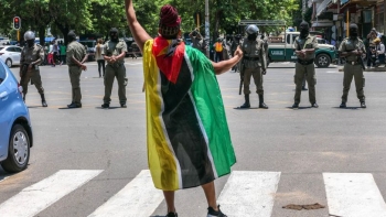 Imagem de Moçambique: “O partido que apoia o Presidente oficial está a desaparecer” – analista