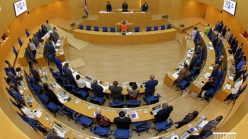 Imagem de MpD avança com uma queixa-crime contra o presidente da Câmara Municipal da Praia