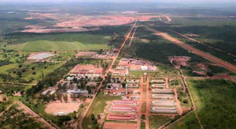 Imagem de Angola convida empresários sul-africanos a investir no setor mineiro