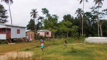 Imagem de Governo são-tomense apresenta Orçamento de 2025 aos partidos