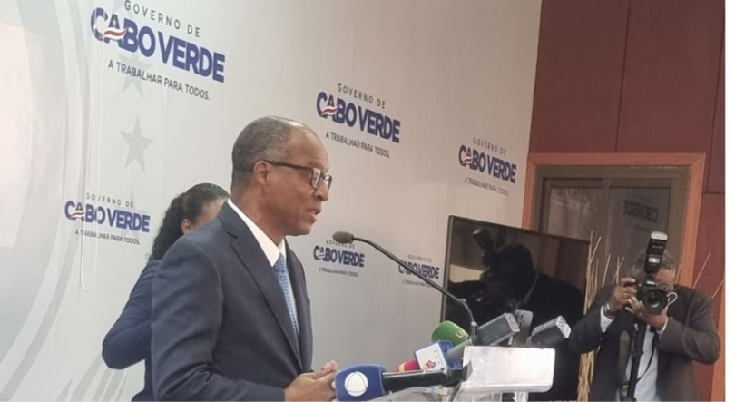 Imagem de PM cabo-verdiano debate com deputados transparência e desenvolvimento