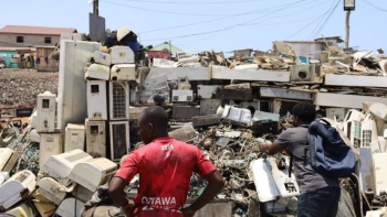 Imagem de Lixeira tóxica do Gana