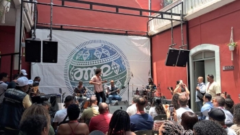 Imagem de Leroy Pinto no Atlantic Music Cabo Verde em direto na RDP África