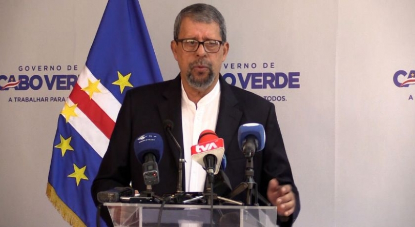 Imagem de Governo cabo-verdiano reforça telemedicina e reintegra médicas no SNS