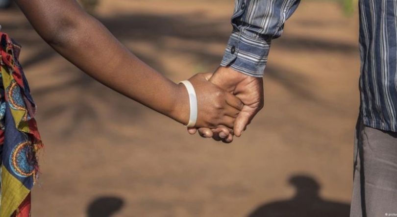 Imagem de Moçambique: ONG defende divulgação da lei contra as uniões prematuras