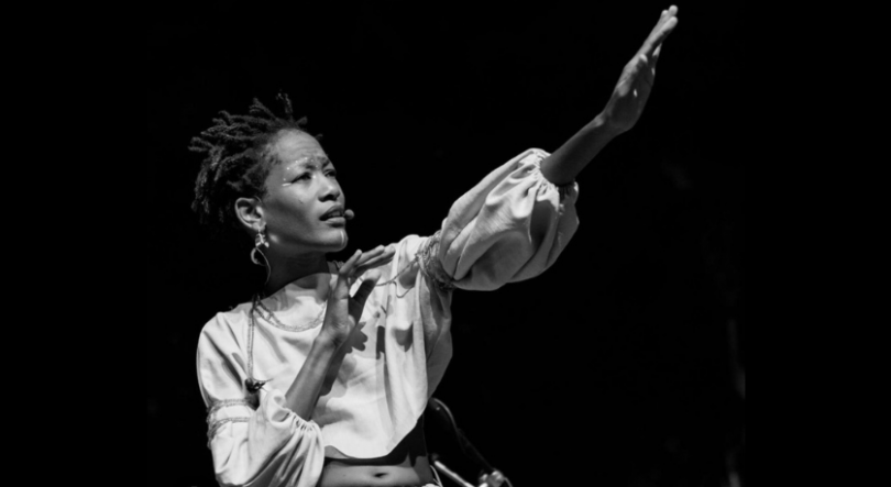 Imagem de Lenna Bahule “Kumlango” – Artista da Semana RDP África