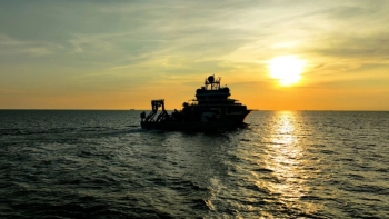 Imagem de Migrantes vivos foram atirados para o mar ao largo das Canárias