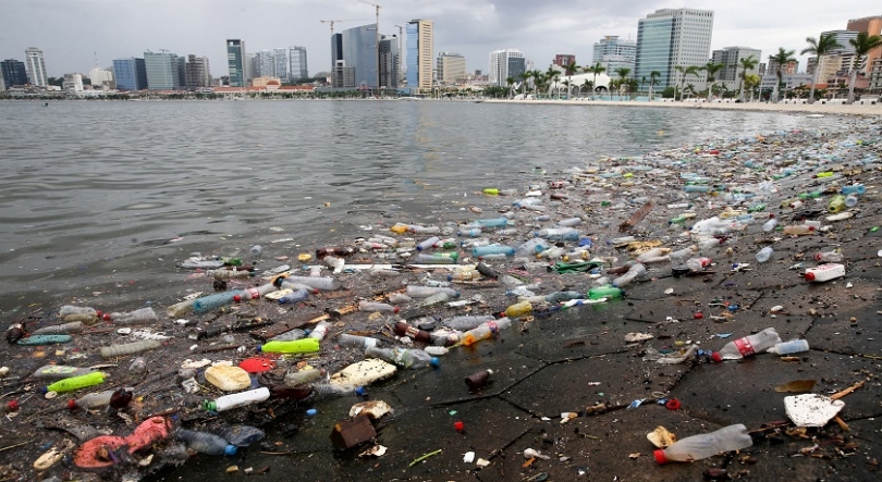 Imagem de Angola deve adotar estratégia para acabar com a poluição provocada pelo plástico