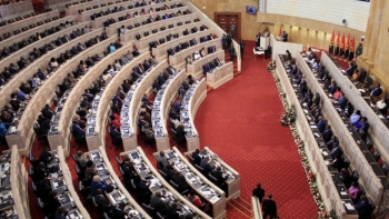 Imagem de Parlamento angolano debate legislação eleitoral