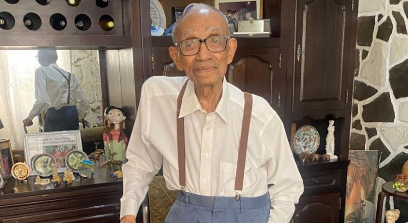 Imagem de Entrevista a Pedro Gregório Lopes, autor da actual Bandeira de Cabo Verde