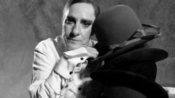 Imagem de Entrevista RDP África – Maria Rueff e o Elogio do riso uma homenagem aos comediantes