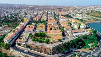 Imagem de Presidente da Câmara da Praia defende revisão constitucional após buscas judiciais