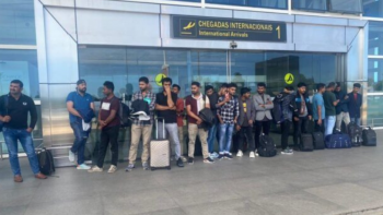 Imagem de Moçambique repatria mais de 400 cidadãos estrangeiros