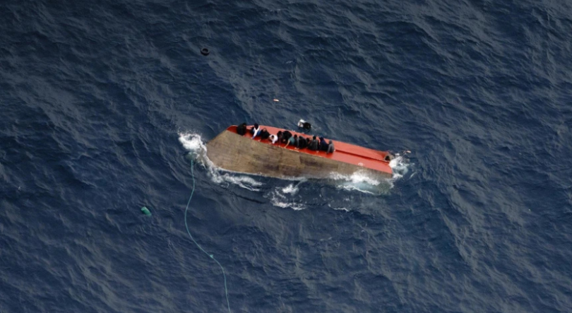 Imagem de Mais de 70 pessoas desaparecidas num naufrágio no Mediterrâneo Central