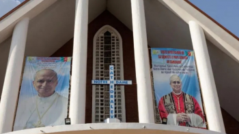 Imagem de Depois da Argélia, o Papa Leão XIV chega esta tarde aos Camarões