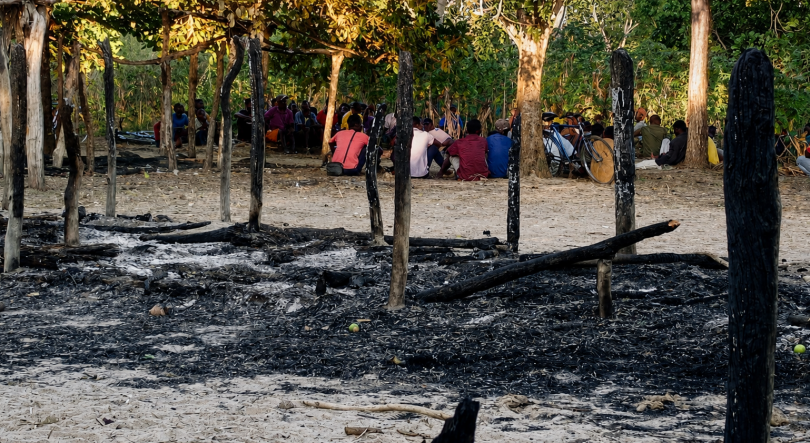 Imagem de Entre cinzas e desespero, os habitantes de Namucarrau denunciam violência policial