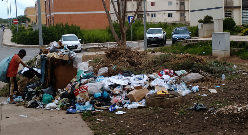 Imagem de Resíduos sólidos na zona dos Zangos são calamidade pública, diz a Unita