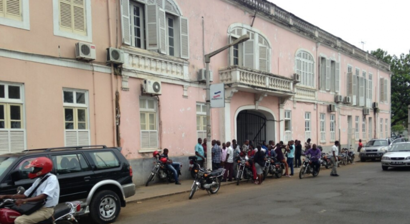 Imagem de Funcionários Judiciais são-tomenses ameaçam voltar a paralisar os Tribunais