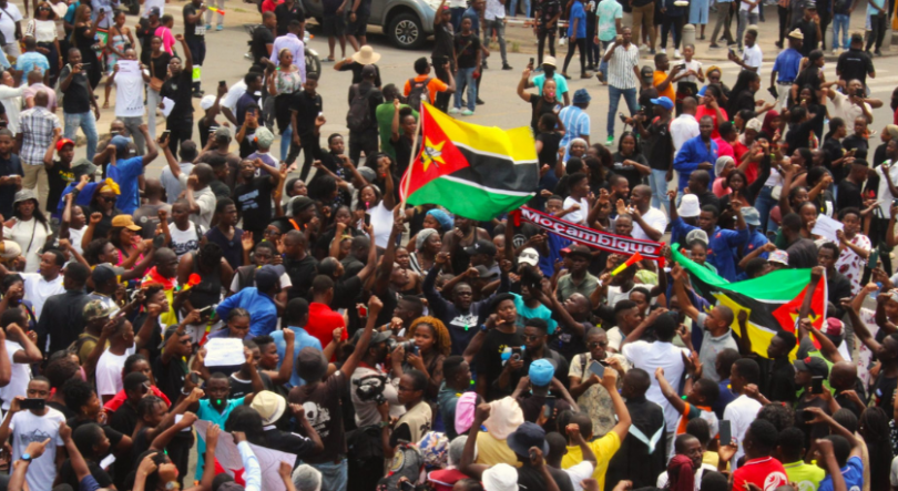 Imagem de 5 de maio, Dia de África, população moçambicana critica políticas exploratórias