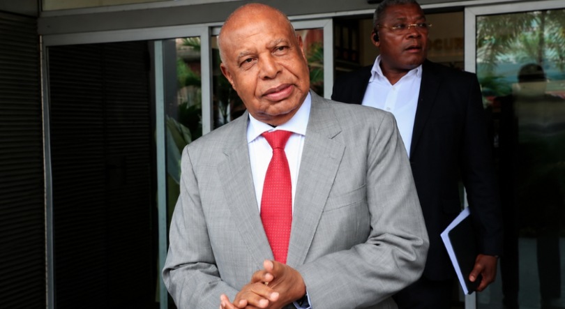 Imagem de Higino Carneiro vai mesmo candidatar-se à liderança do MPLA