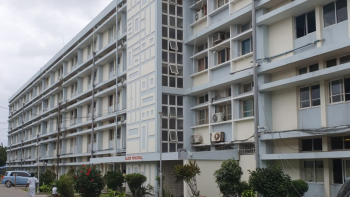 Imagem de Vandalizado o hospital central da Beira