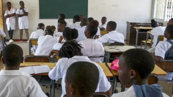 Imagem de Greve geral dos professores do ensino público em Angola