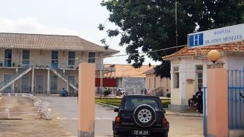 Imagem de Preocupante a falta de higiene no Hospital Ayres de Menezes devido à falta de água