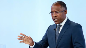 Imagem de Governo de Cabo Verde admite uma reavaliação da cedência de imóveis públicos