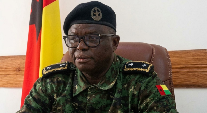 Imagem de Governo de transição nega ter autorizado testes de vacina em recém-nascidos da Guiné-Bissau