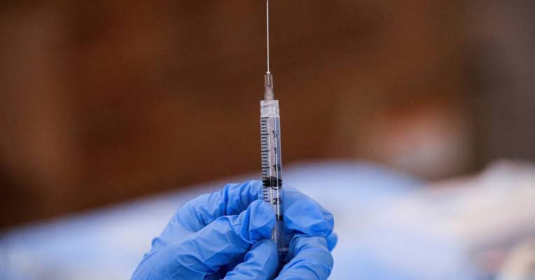 Imagem de Apreensão de vacinas contra a Hepatite B no Projeto de Saúde de Bandim